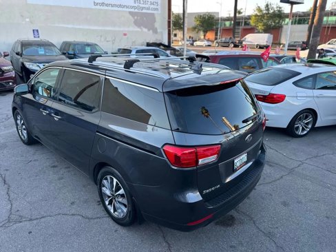 Used 2015 Kia Sedona SX image 15