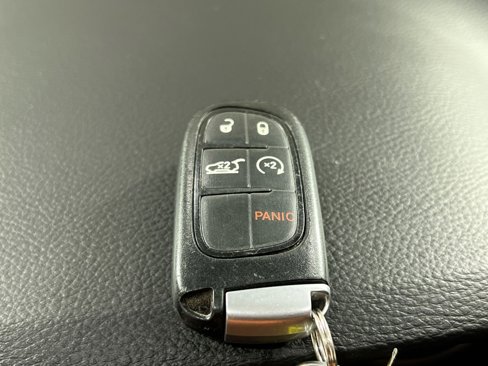 Used 2020 Jeep Cherokee High Altitude image 30