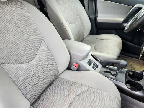 Used 2012 Toyota RAV4 4WD image 12
