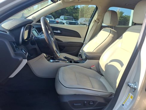 Used 2015 Chevrolet Malibu LT w/ Leather Package image 25