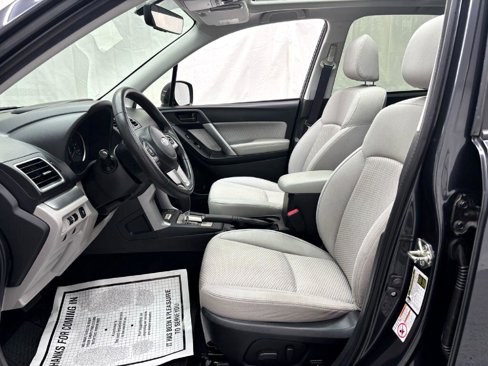 Used 2017 Subaru Forester 2.5i Premium w/ All-Weather Package image 9