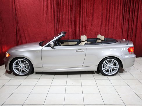 Used 2013 BMW 135i Convertible image 5
