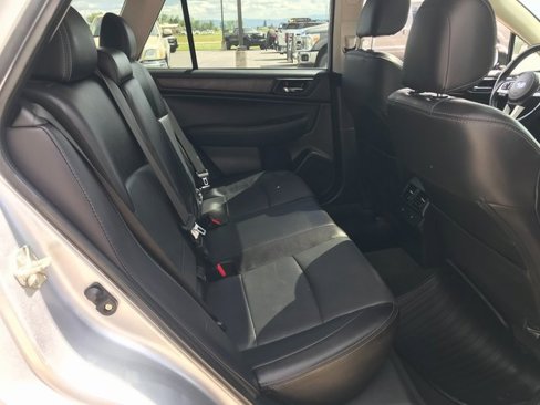 Used 2017 Subaru Outback 2.5i Limited image 18