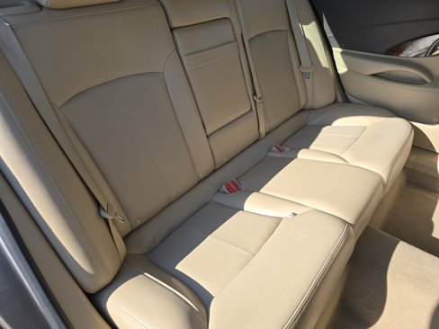 Used 2011 Buick LaCrosse CXL w/ Driver Confidence Package image 15