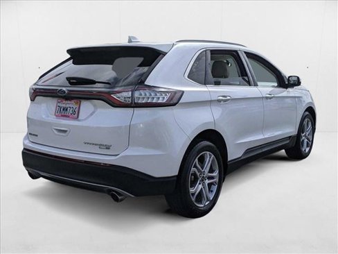 Used 2015 Ford Edge Titanium w/ Technology Package image 5
