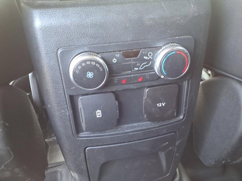 Used 2022 Ford Explorer Limited image 18