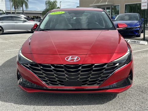 Certified 2023 Hyundai Elantra Limited image 3