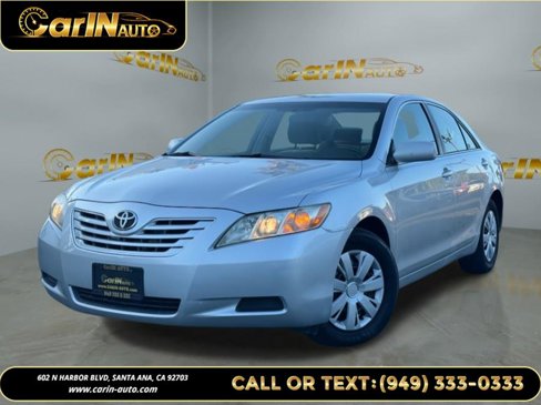 Used 2008 Toyota Camry LE image 1