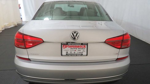 Used 2016 Volkswagen Passat 1.8T S w/ Lighting Package (P06) image 16