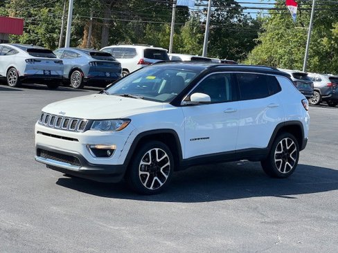Used 2020 Jeep Compass Limited w/ Luxury Seat Group image 9