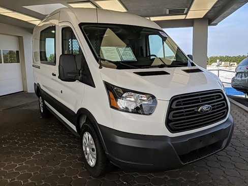 Used 2017 Ford Transit 250 130 Medium Roof image 3
