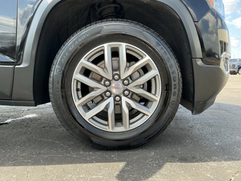 Used 2017 GMC Acadia SLE image 24