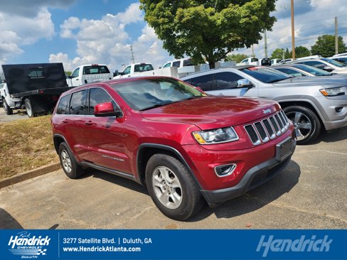 Used 2015 Jeep Grand Cherokee Laredo image 1