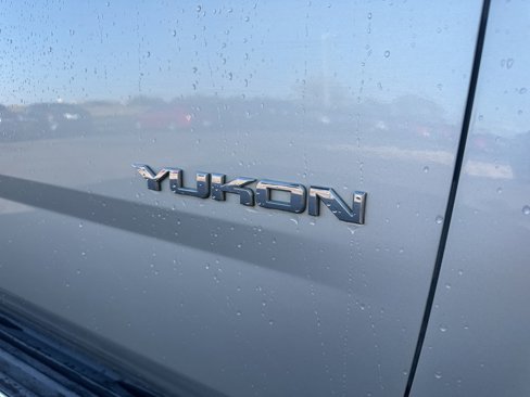Used 2015 GMC Yukon SLT w/ Open Road Package image 36