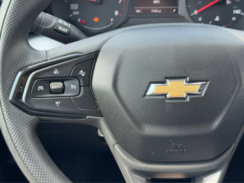 Used 2024 Chevrolet Trax LS image 12