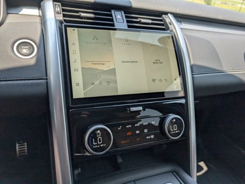 Certified 2024 Land Rover Discovery Dynamic SE image 16