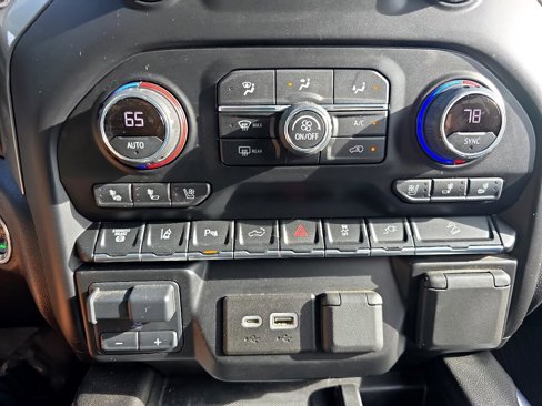 Used 2021 Chevrolet Silverado 2500 LTZ w/ LTZ Premium Package image 34