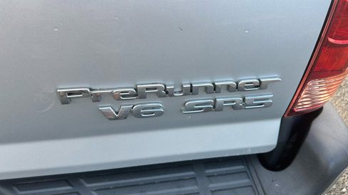 Used 2006 Toyota Tacoma PreRunner image 6
