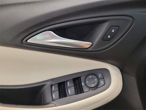 Used 2022 Buick Encore GX Preferred w/ Cold Weather Comfort Package image 26