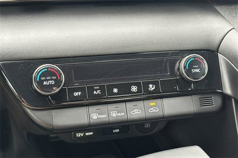 Used 2025 Hyundai Elantra Sport image 20