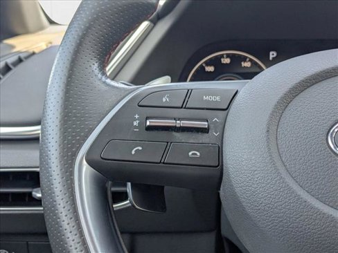 Used 2022 Hyundai Sonata SEL Plus w/ Preferred Accessory Package image 11