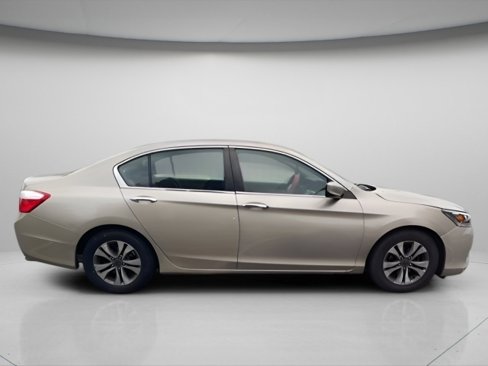 Used 2014 Honda Accord LX image 9