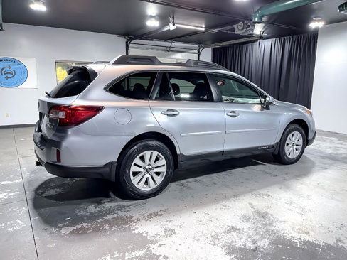 Used 2015 Subaru Outback 2.5i Premium image 8