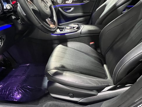 Used 2017 Mercedes-Benz E 300 4MATIC image 24