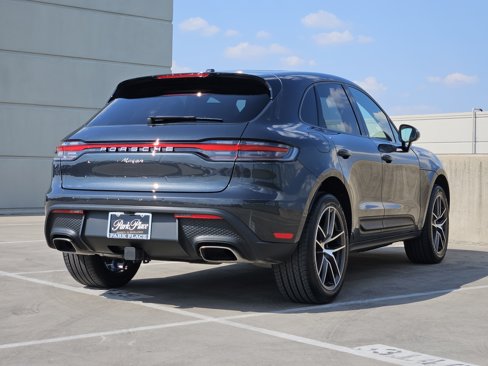 Certified 2025 Porsche Macan Turbo image 8
