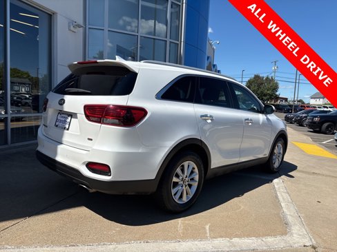 Used 2019 Kia Sorento LX w/ LX Convenience Package image 6