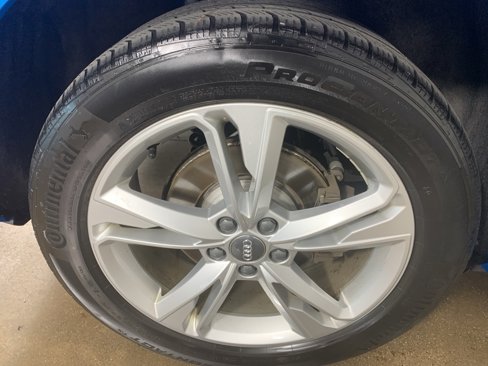 Used 2020 Audi Q3 2.0T Prestige w/ Prestige Package image 29