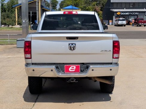 Used 2016 RAM 2500 Tradesman w/ Chrome Appearance Group image 7