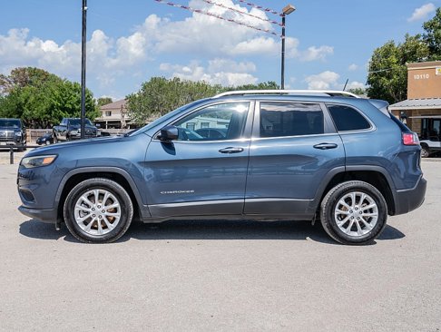 Used 2019 Jeep Cherokee Latitude w/ Popular Appearance Group image 8