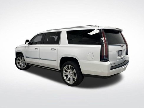 Used 2018 Cadillac Escalade ESV Premium Luxury image 3