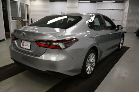 Used 2023 Toyota Camry LE image 7