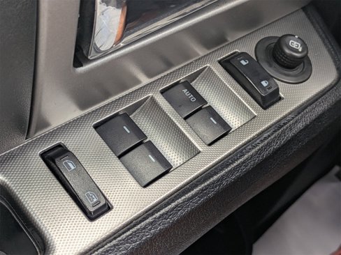 Used 2016 Ford Expedition XLT w/ Equipment Group 202A image 27