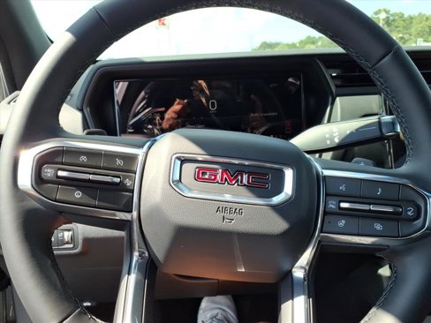 New 2026 GMC Terrain Elevation w/ Elevation Premium Package image 17