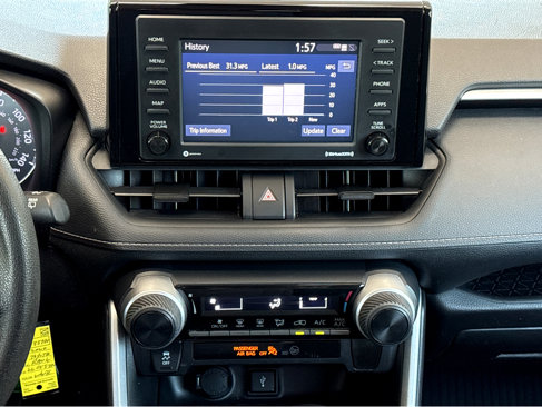 Used 2020 Toyota RAV4 LE image 6