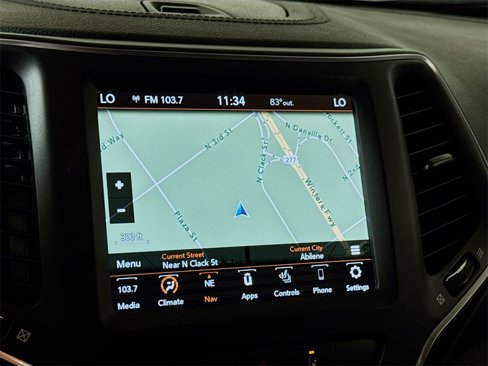 Used 2023 Jeep Cherokee Altitude Lux image 11