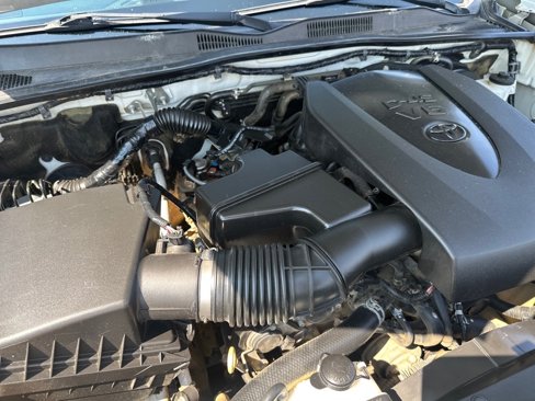 Used 2020 Toyota Tacoma SR5 image 27