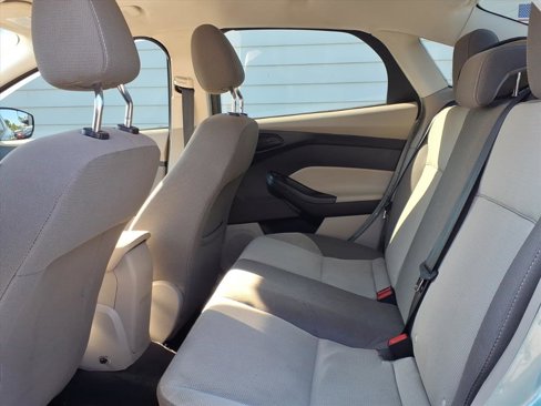 Used 2012 Ford Focus SE image 9