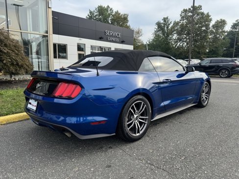 Used 2017 Ford Mustang Premium image 3
