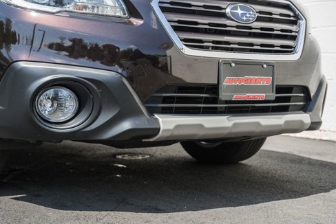Used 2017 Subaru Outback 2.5i Touring w/ Popular Package #5A image 17