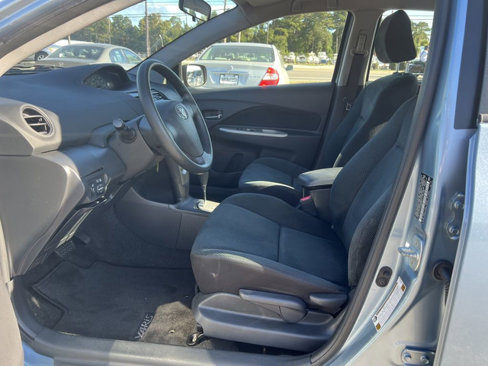 Used 2009 Toyota Yaris Sedan image 11