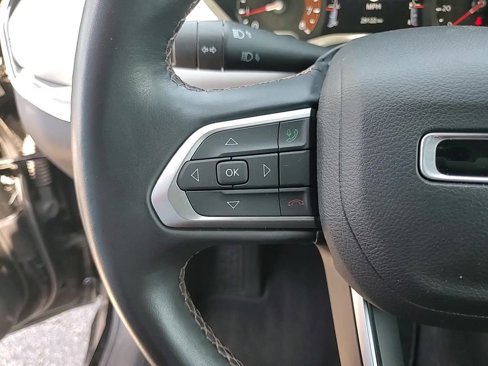 Used 2022 Jeep Compass Limited image 14