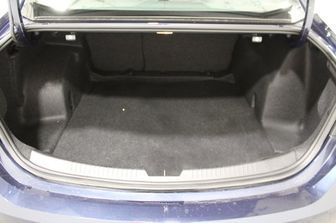 Used 2018 Chevrolet Malibu LS image 21