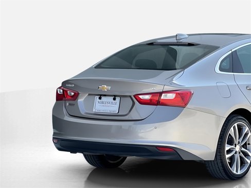 Used 2023 Chevrolet Malibu LT w/ Driver Confidence Package image 8