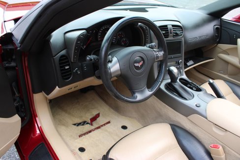 Used 2007 Chevrolet Corvette Convertible w/ Preferred Equipment Group image 46