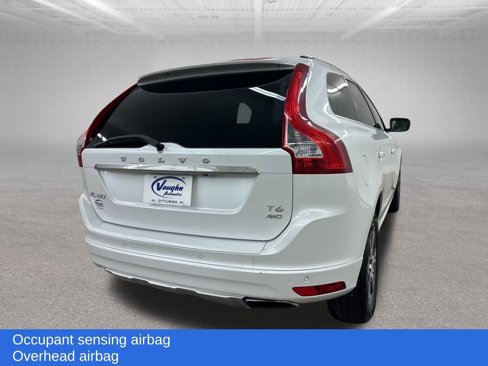 Used 2015 Volvo XC60 T6 Platinum image 11