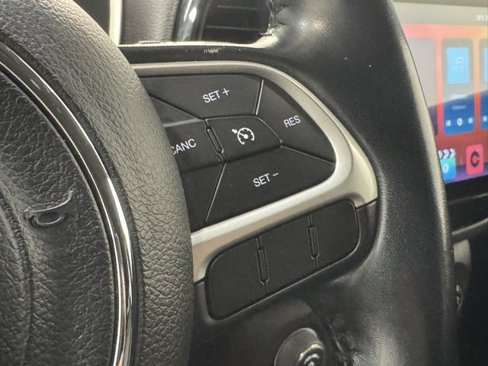 Used 2019 Jeep Compass Altitude image 17
